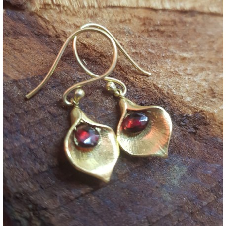 Gold Plated Brass with Garnet faceted droplets